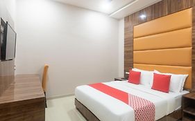 Hotel Blue Executive Near Chhatrapati Shivaji International Airport